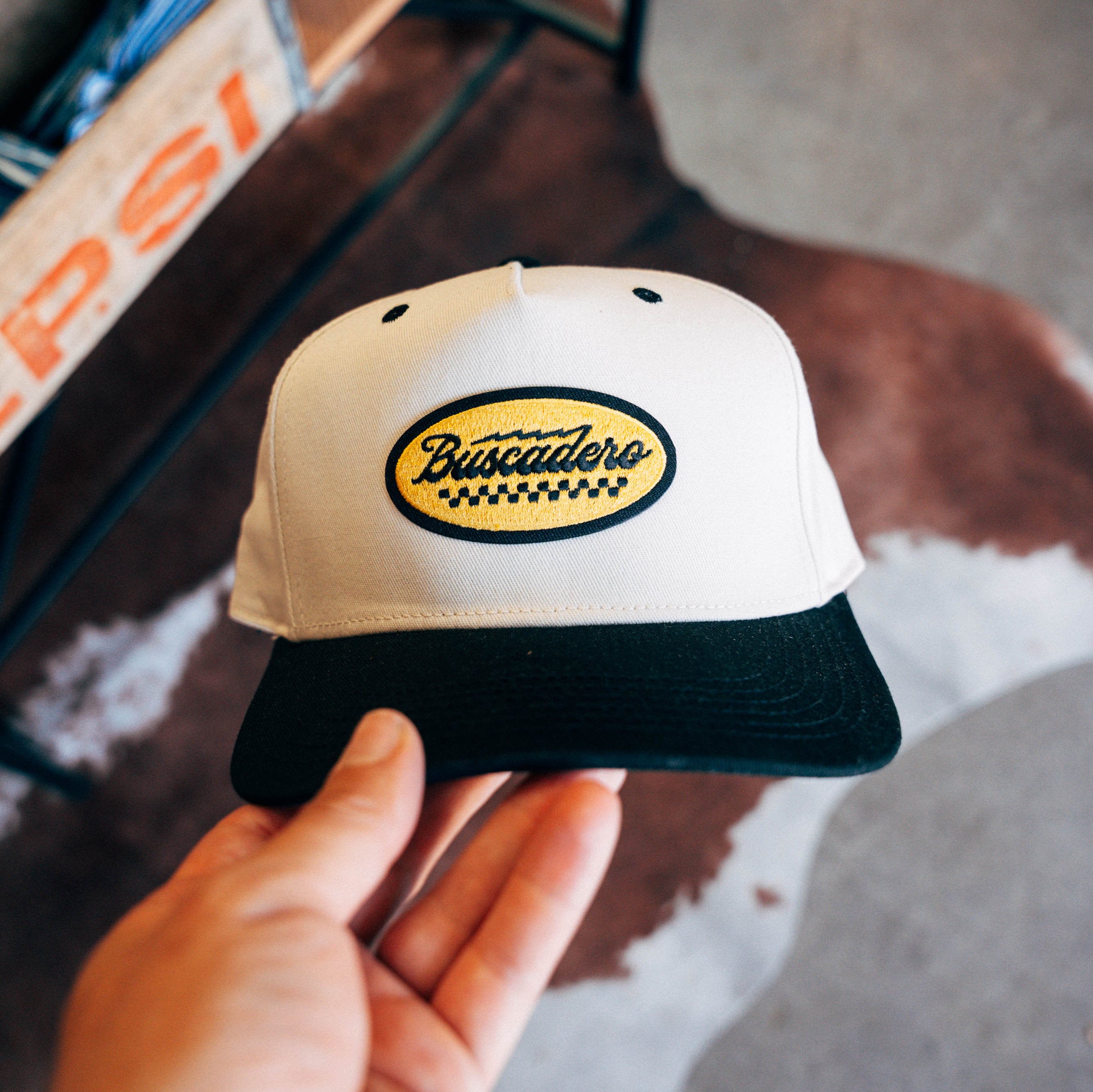 'Oval Banner' Two Tone Mid Profile Hat