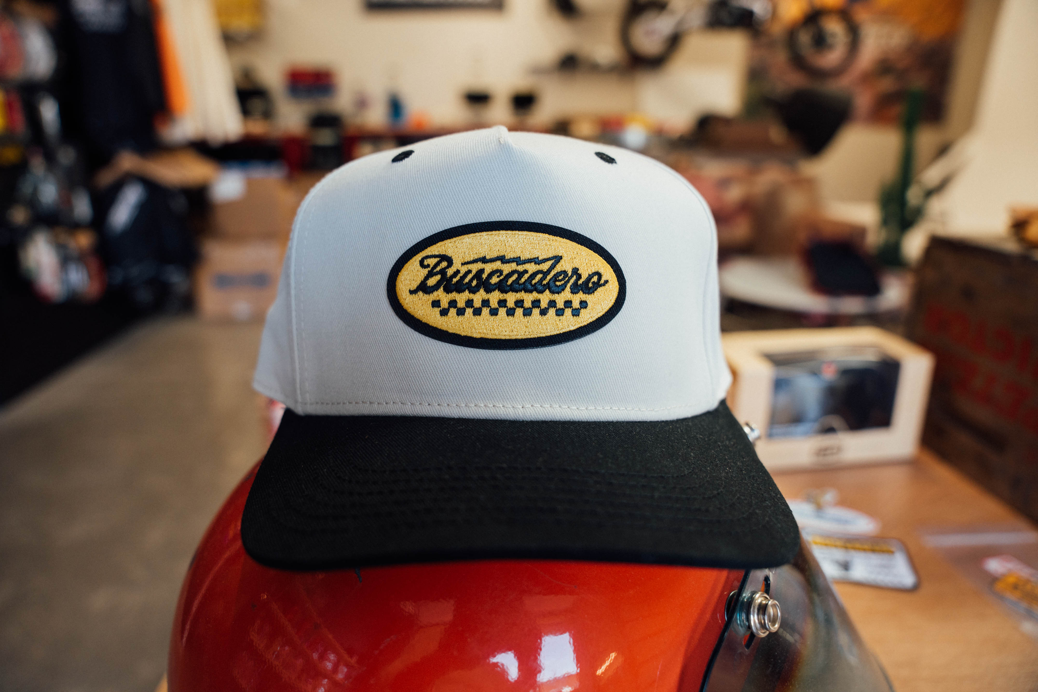 'Oval Banner' Two Tone Mid Profile Hat