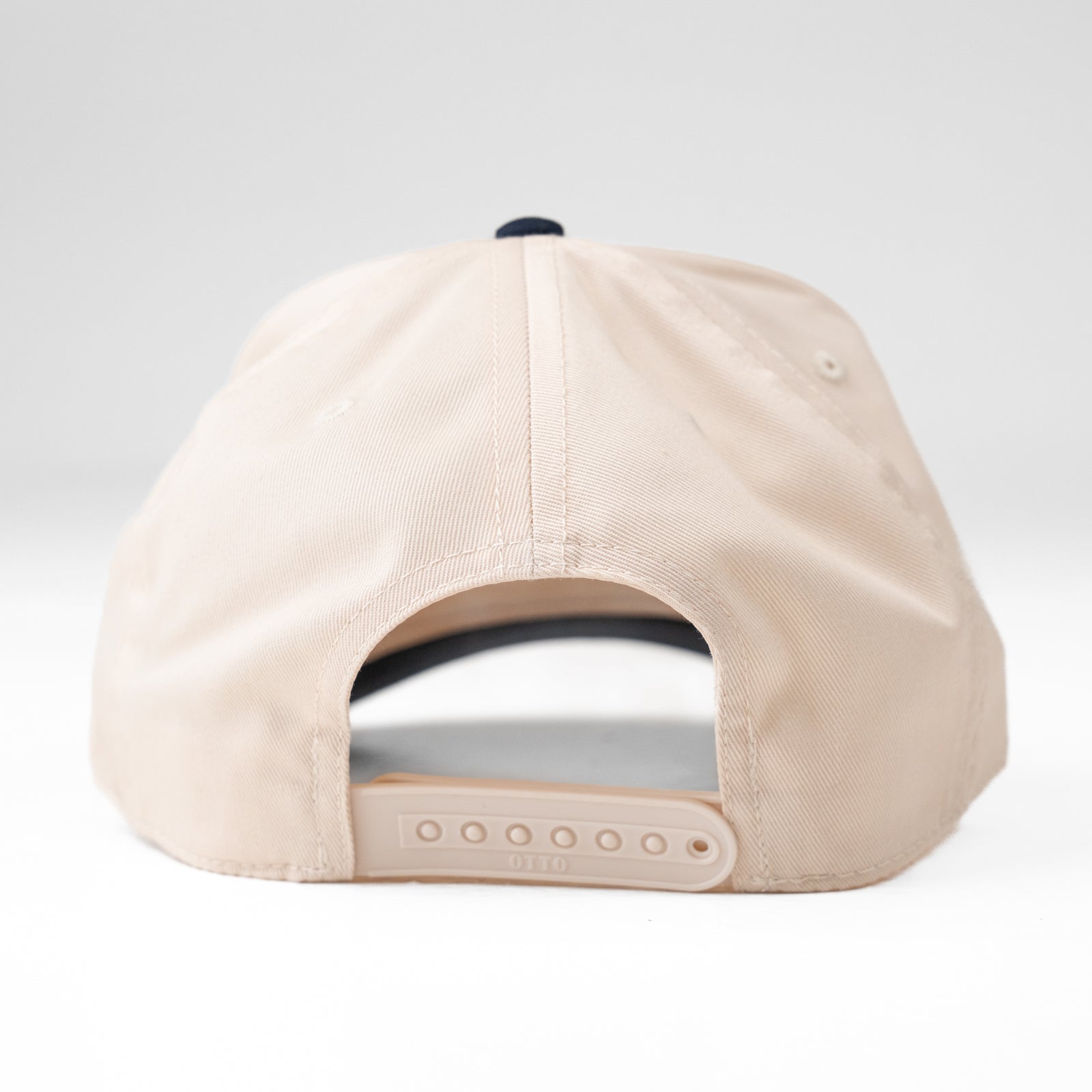 'Grand Prix' Two Tone Mid Profile Hat - Buscadero Motorcycles