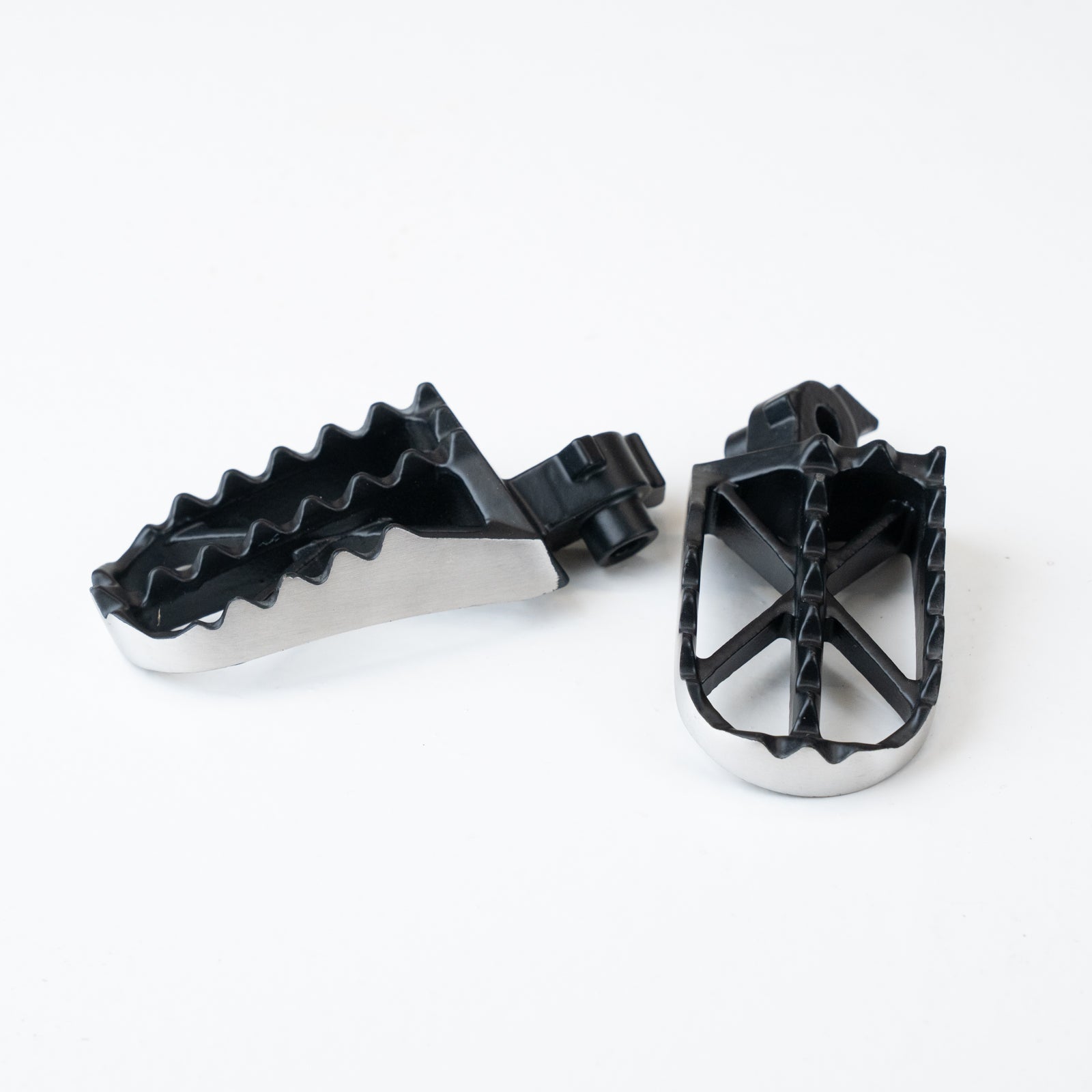 Replacement Stainless Wide Foot Pegs - Pair - Buscadero Motorcycles