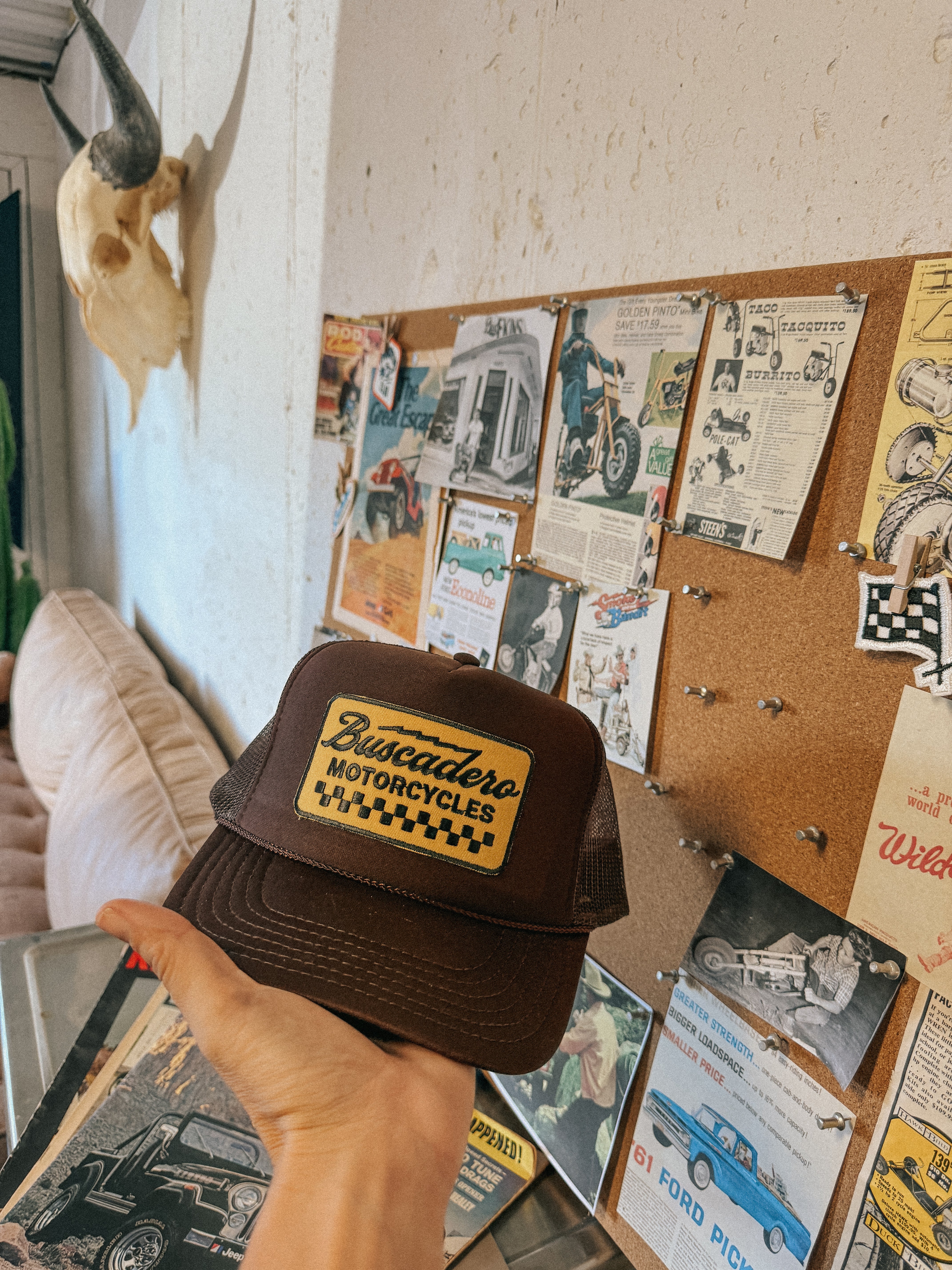 'Banner’ Foam Trucker Hat - Brown