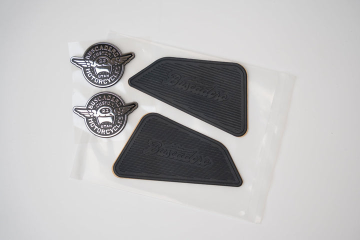 Rubber Knee pads and Tank Badges - Full Set - Buscadero Motorcycles