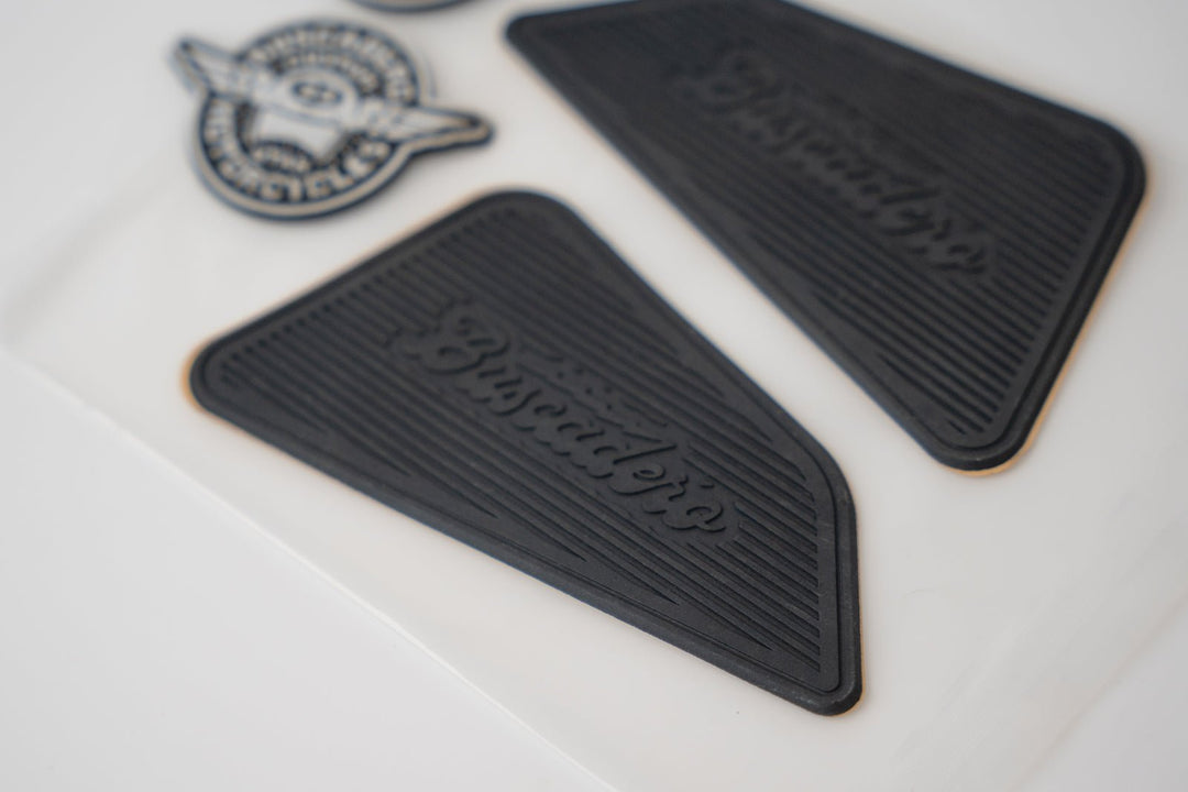 Rubber Knee pads and Tank Badges - Full Set - Buscadero Motorcycles