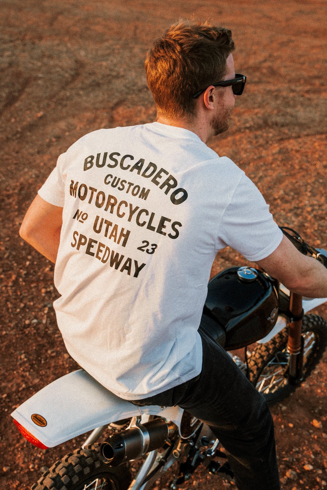 'Speedway' White Short Sleeve T shirt - Buscadero Motorcycles